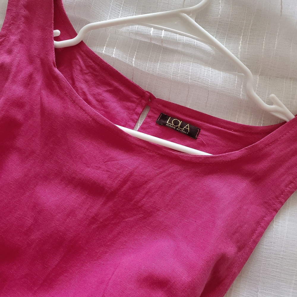 Lola Magenta Sleeveless Top